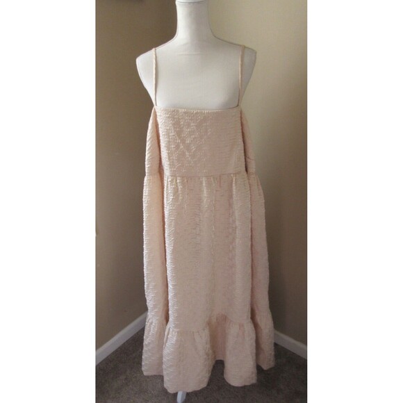 Kika Vargas for Target NWT size 2X Champagne Textured Tiered Midi Dress - Picture 1 of 5